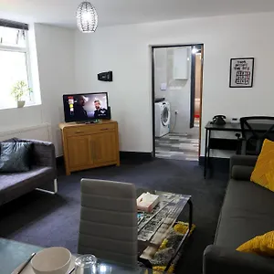  Apartment Moseley Sleeps 4 Jrz